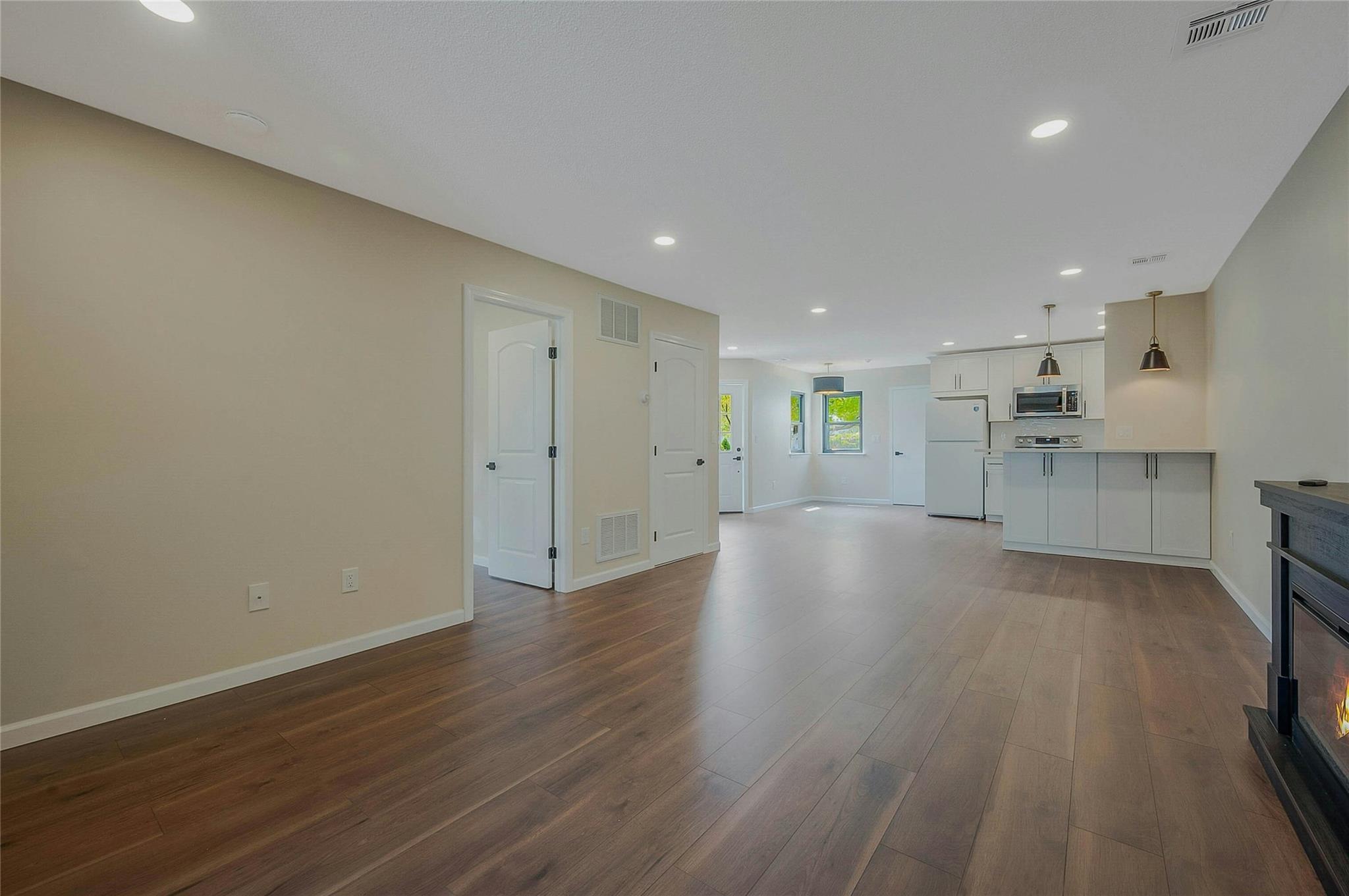 Condo Knolls  Suffolk County, NY 11790, MLS-849274-7