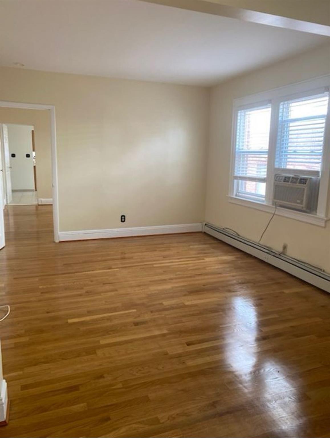 Apartment Manse Street  Queens, NY 11375, MLS-849279-2