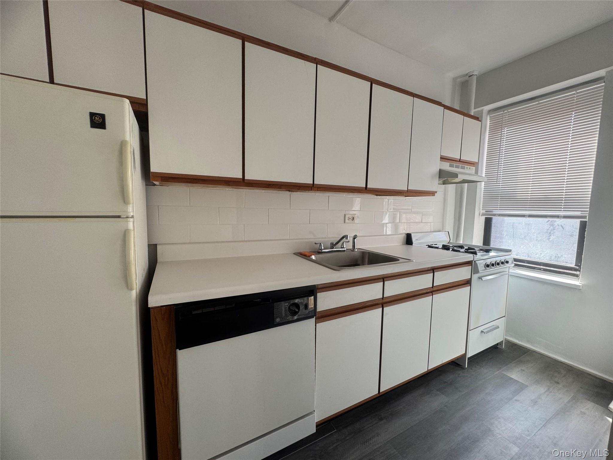 Coop 67th Rd  Queens, NY 11375, MLS-849340-8