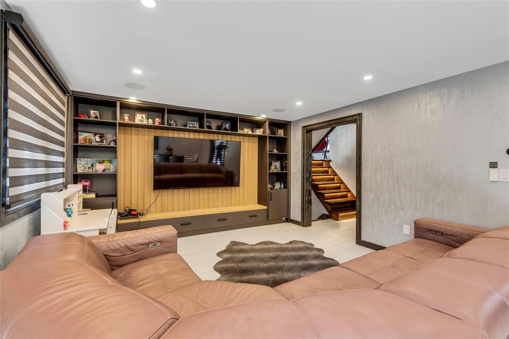 Single Family Carldon  Suffolk County, NY 11788, MLS-849345-4