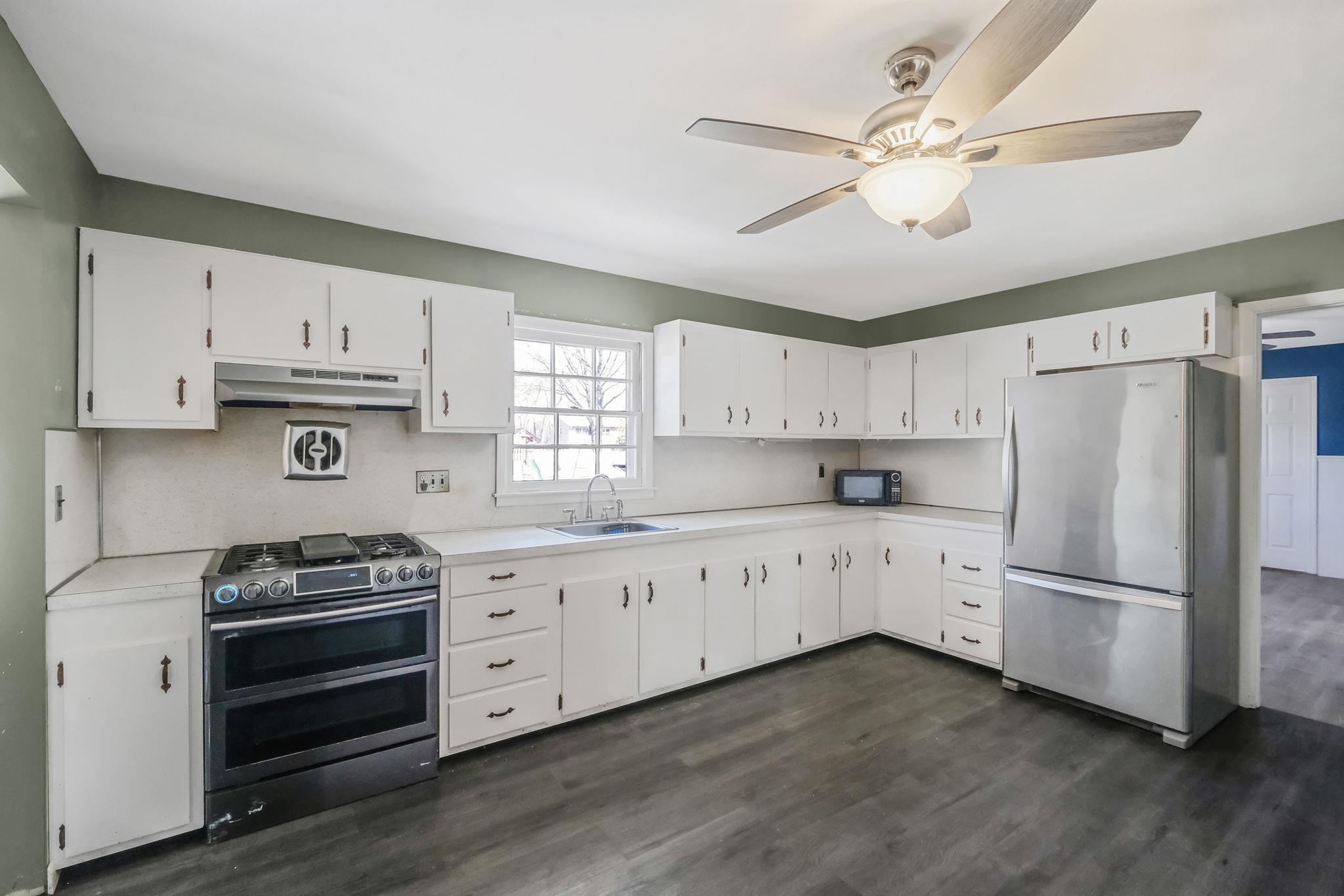 Single Family Beaverdam  Suffolk County, NY 11751, MLS-849350-11