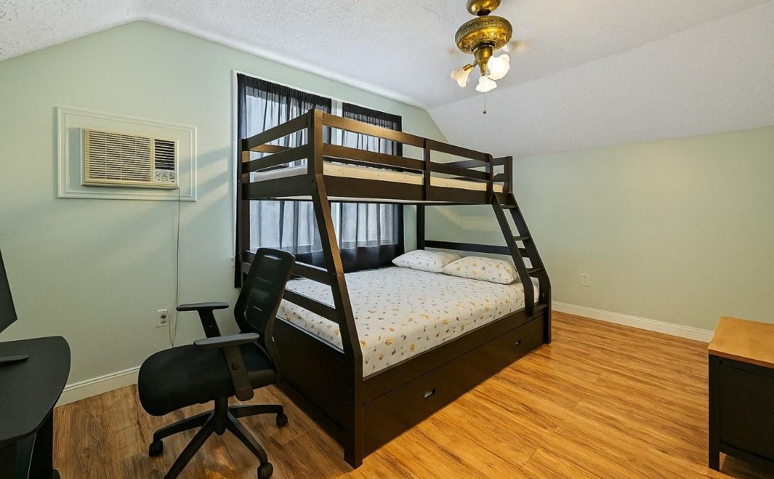 Single Family 90th Street  Queens, NY 11417, MLS-849361-8