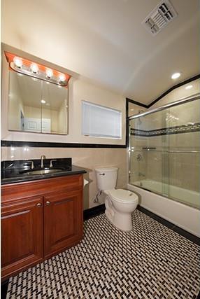 Apartment Townhouse  Suffolk County, NY 11727, MLS-849390-12