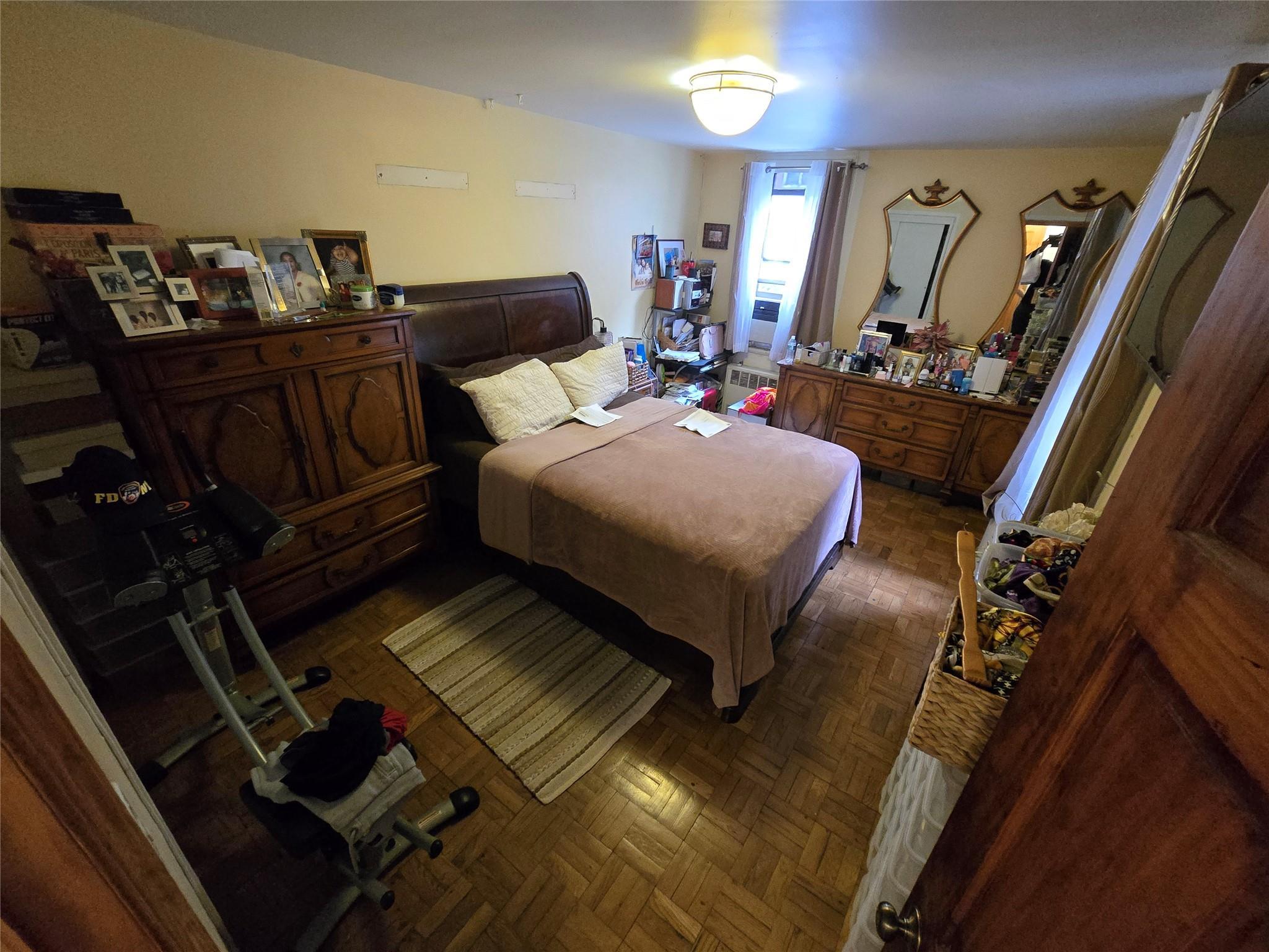 Coop Thieriot  Bronx, NY 10460, MLS-849394-11