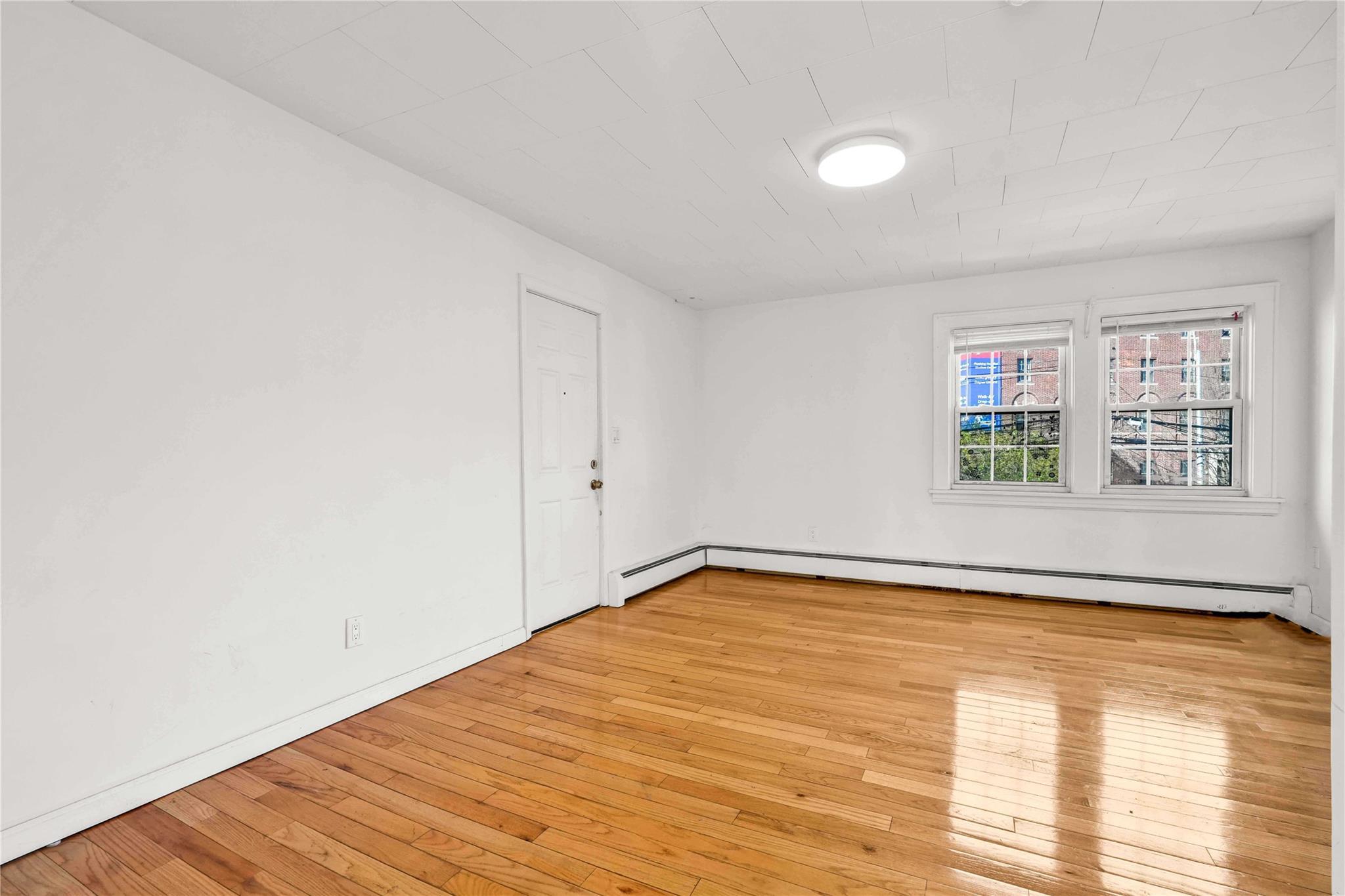 Apartment Parsons  Queens, NY 11355, MLS-849411-11
