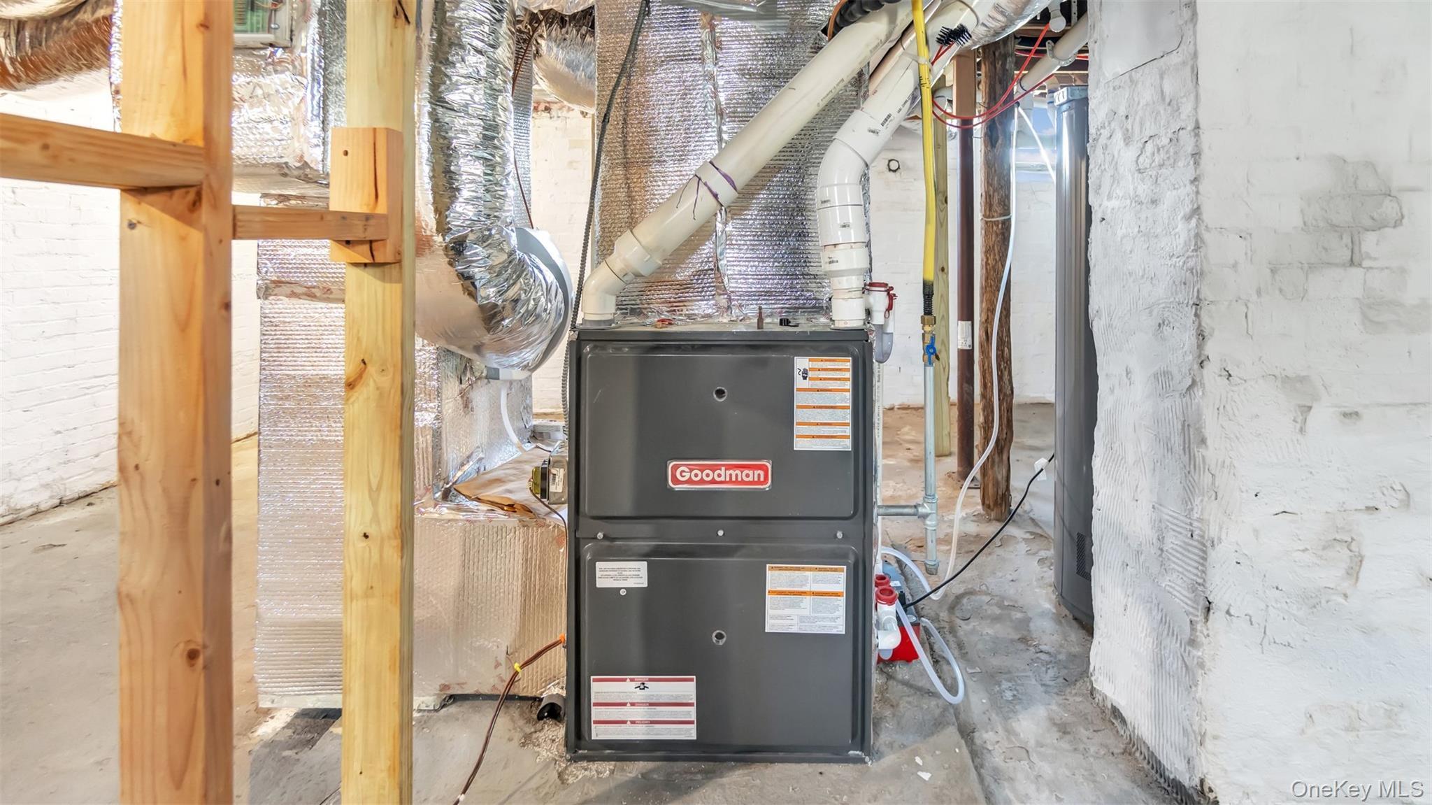 Single Family Cemetery Suffolk County, NY 11939, MLS-849430-35