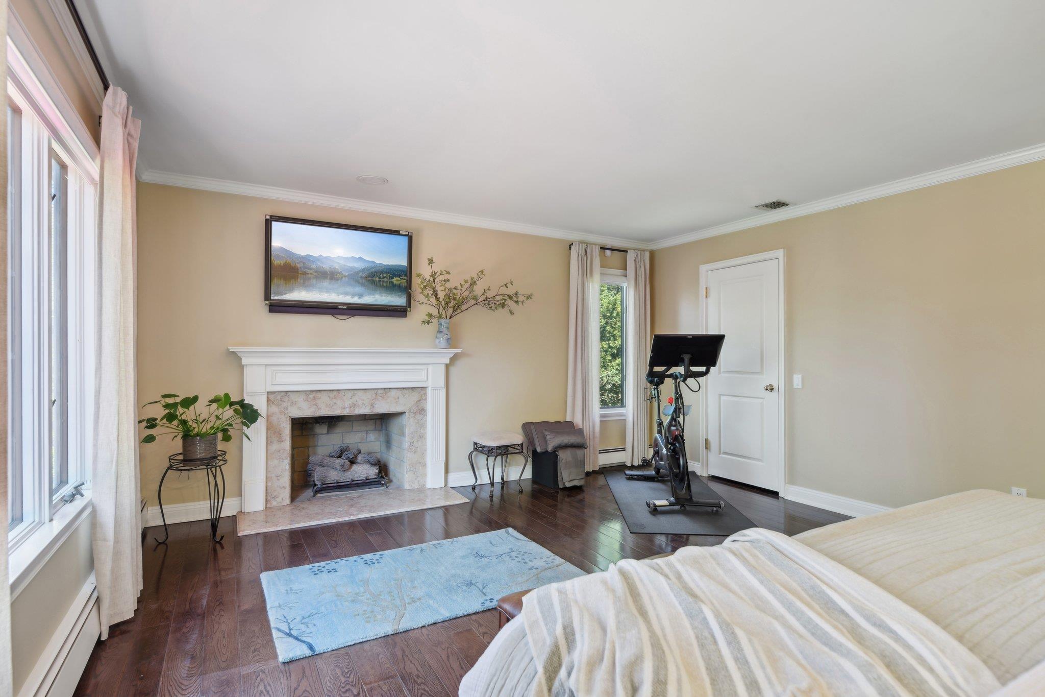 Single Family Westbury  Nassau County, NY 11530, MLS-849432-21