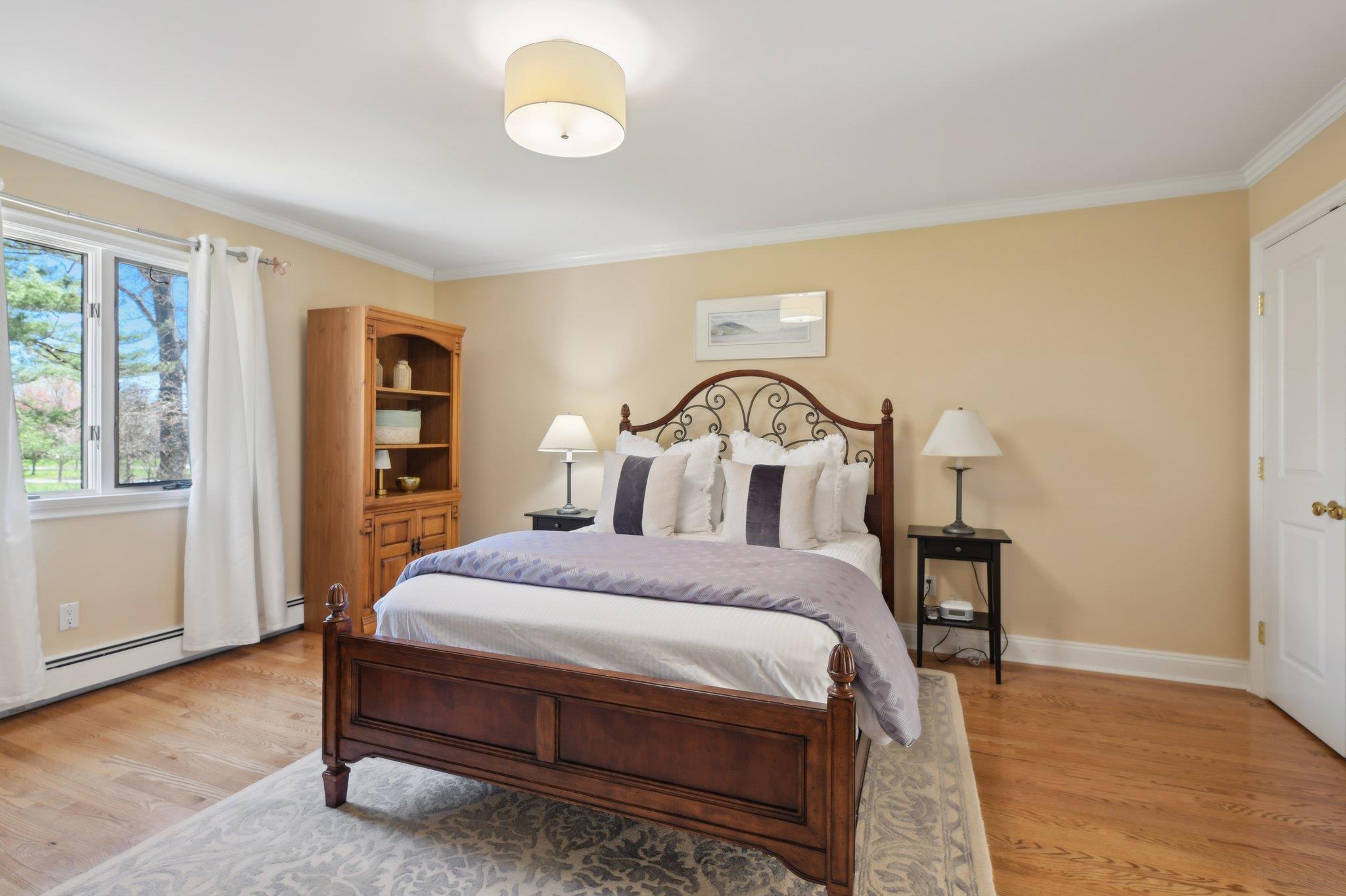 Single Family Westbury  Nassau County, NY 11530, MLS-849432-26