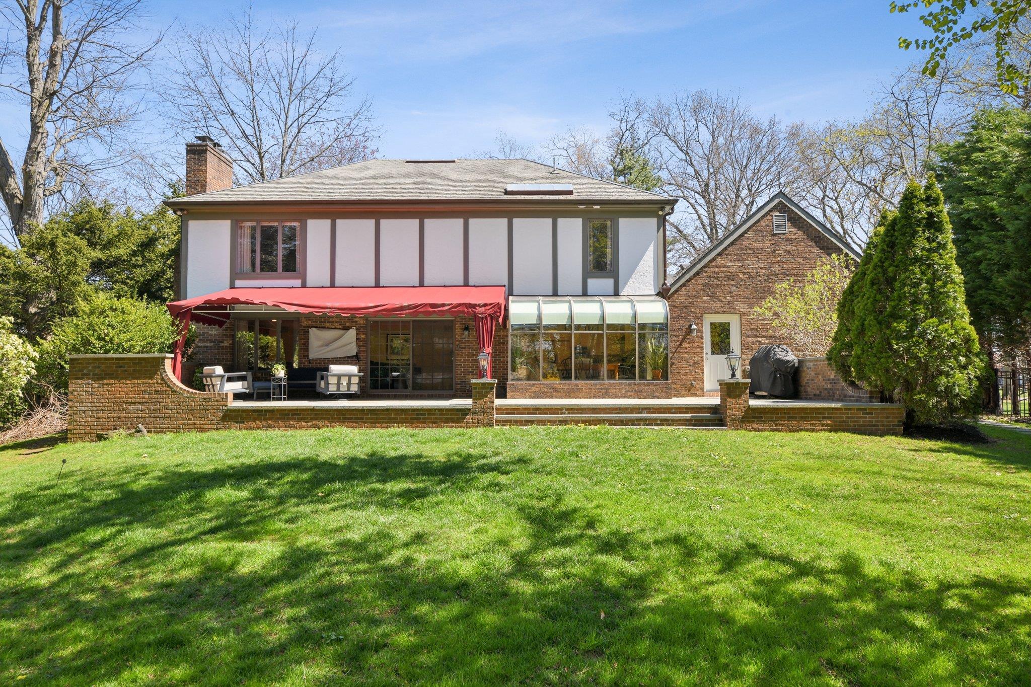 Single Family Westbury  Nassau County, NY 11530, MLS-849432-34