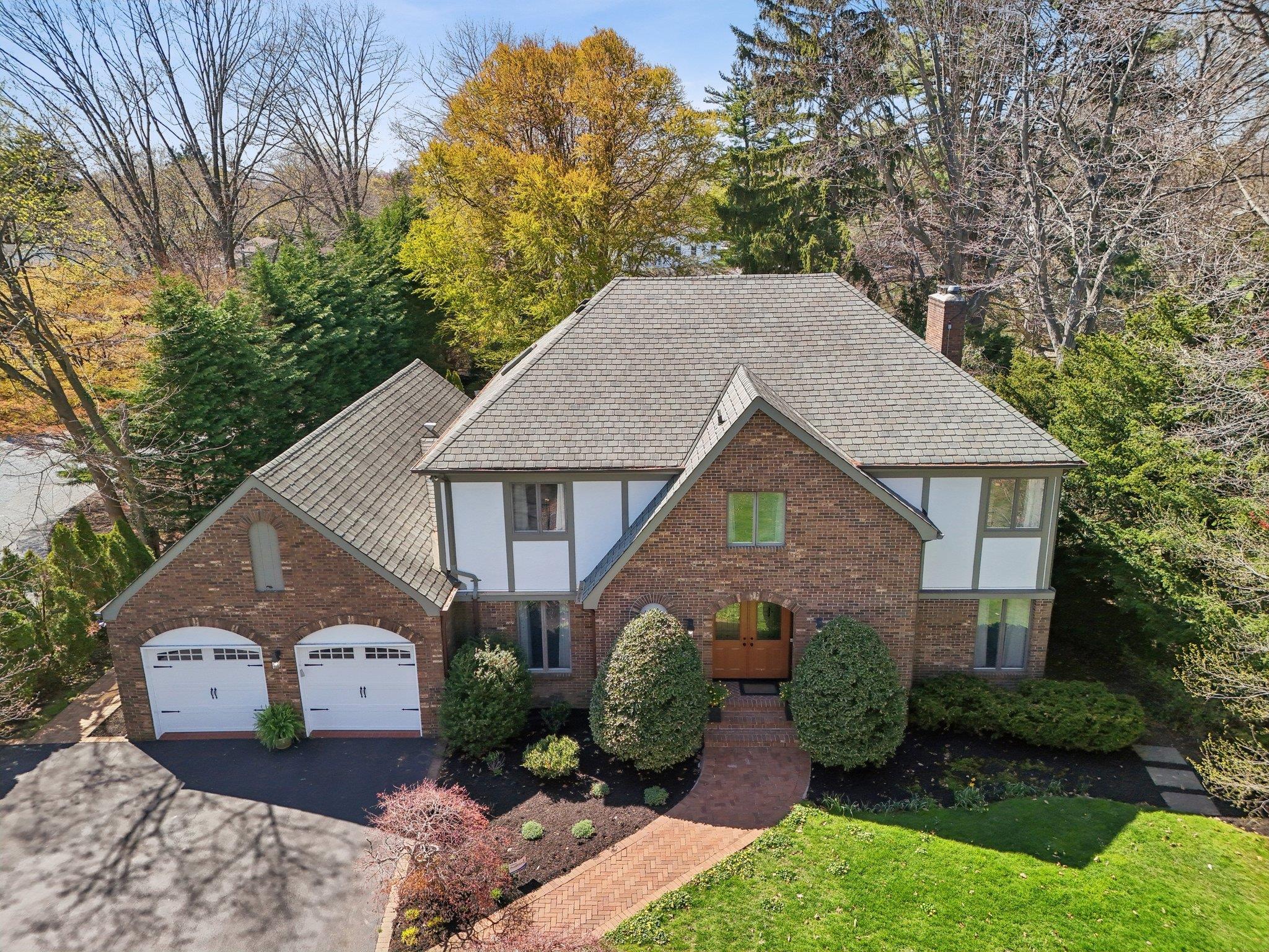 Single Family Westbury  Nassau County, NY 11530, MLS-849432-49