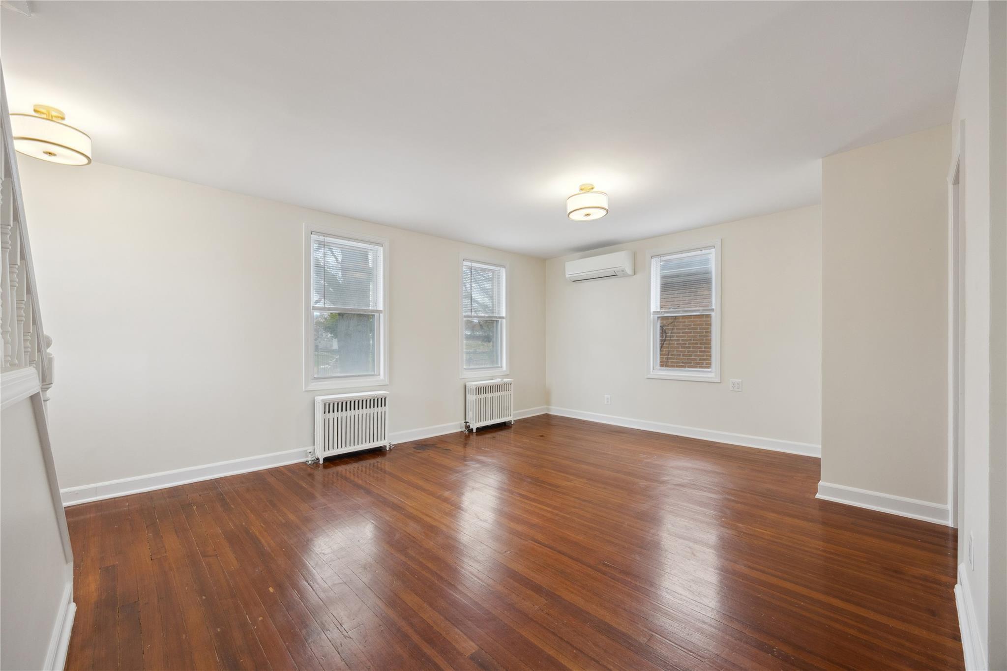 Single Family Fresh Meadow  Queens, NY 11365, MLS-849443-12