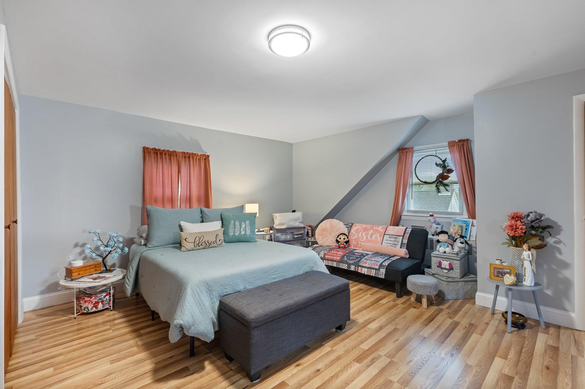 Single Family Old Yorktown  Westchester County, NY 10598, MLS-849446-20