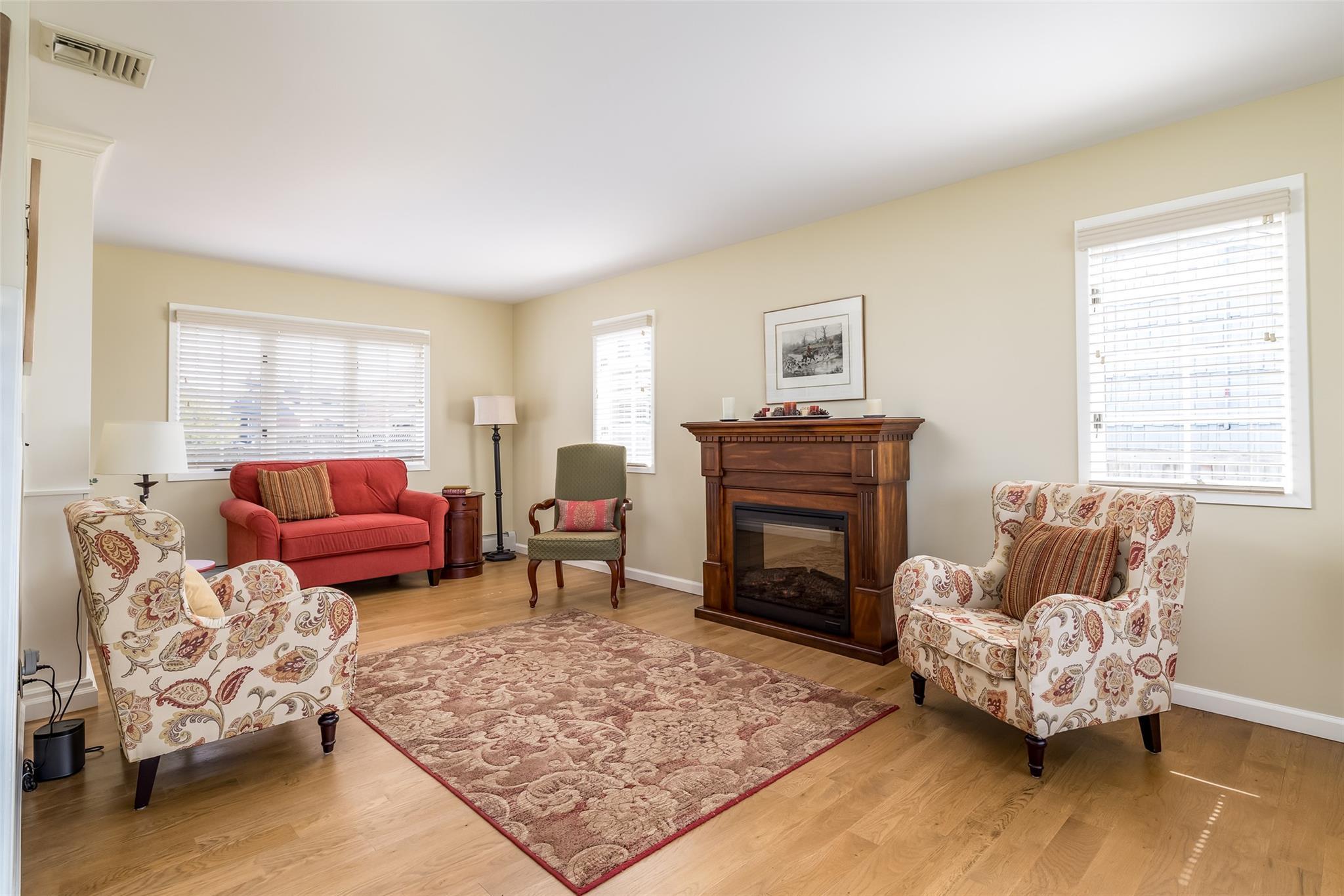 Single Family Jackson  Nassau County, NY 11558, MLS-849465-3