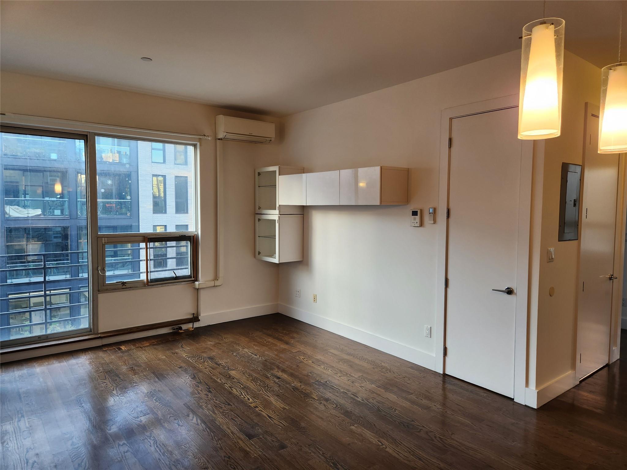 Condo Roebling  Brooklyn, NY 11211, MLS-849476-2