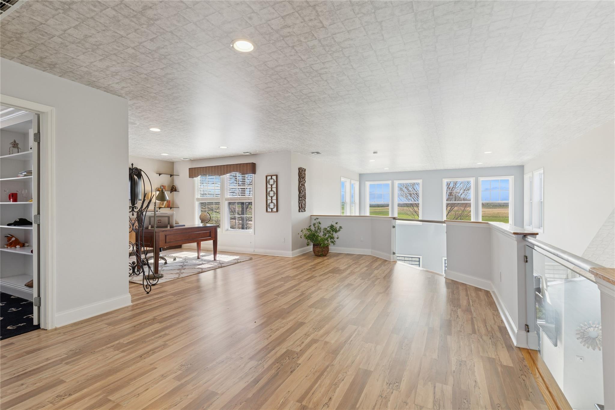 Single Family Tyler  Suffolk County, NY 11901, MLS-849483-27