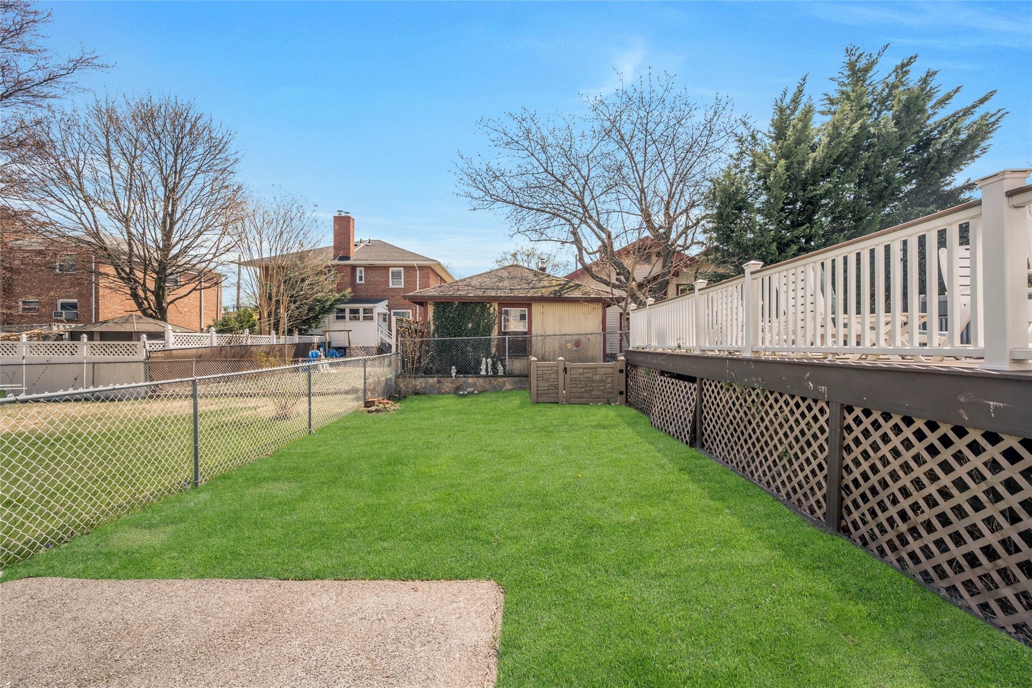 Single Family Earley  Bronx, NY 10464, MLS-849487-28