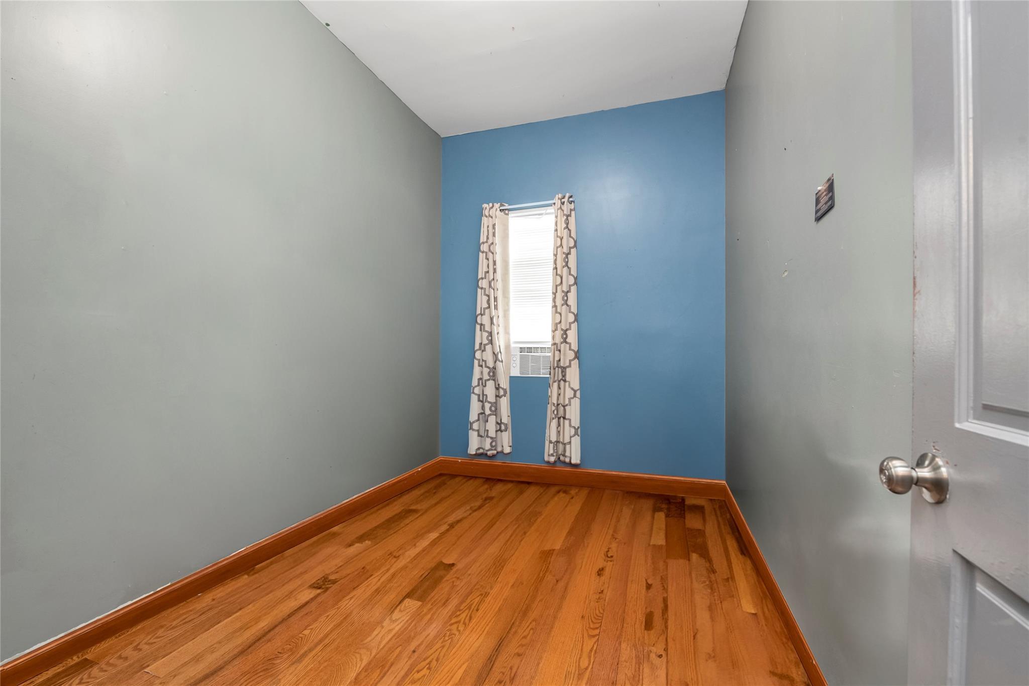 Single Family Louisiana  Brooklyn, NY 11207, MLS-849495-11