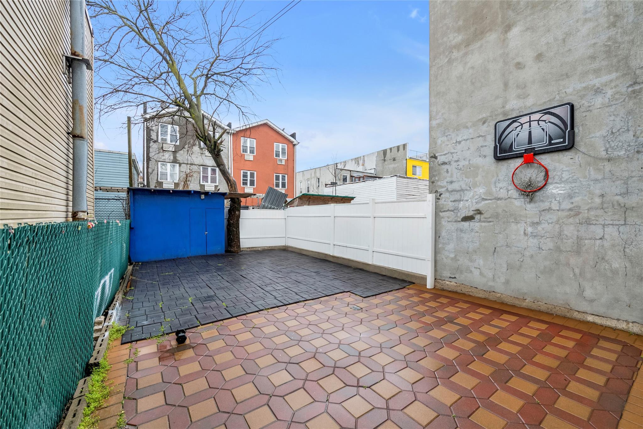 Single Family Louisiana  Brooklyn, NY 11207, MLS-849495-17