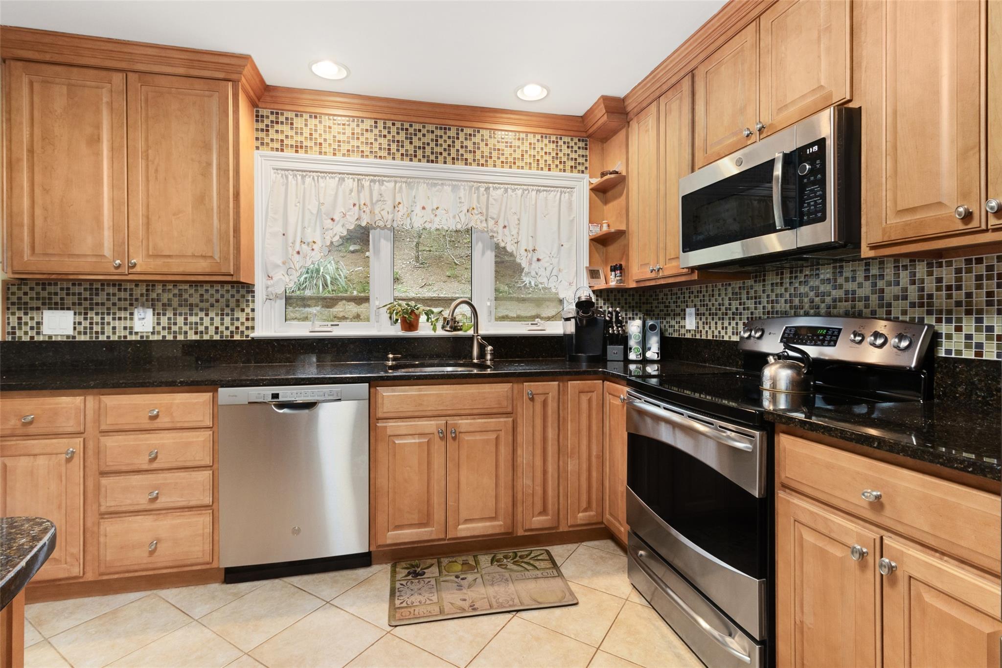 Single Family Red Mill  Westchester County, NY 10567, MLS-849501-13