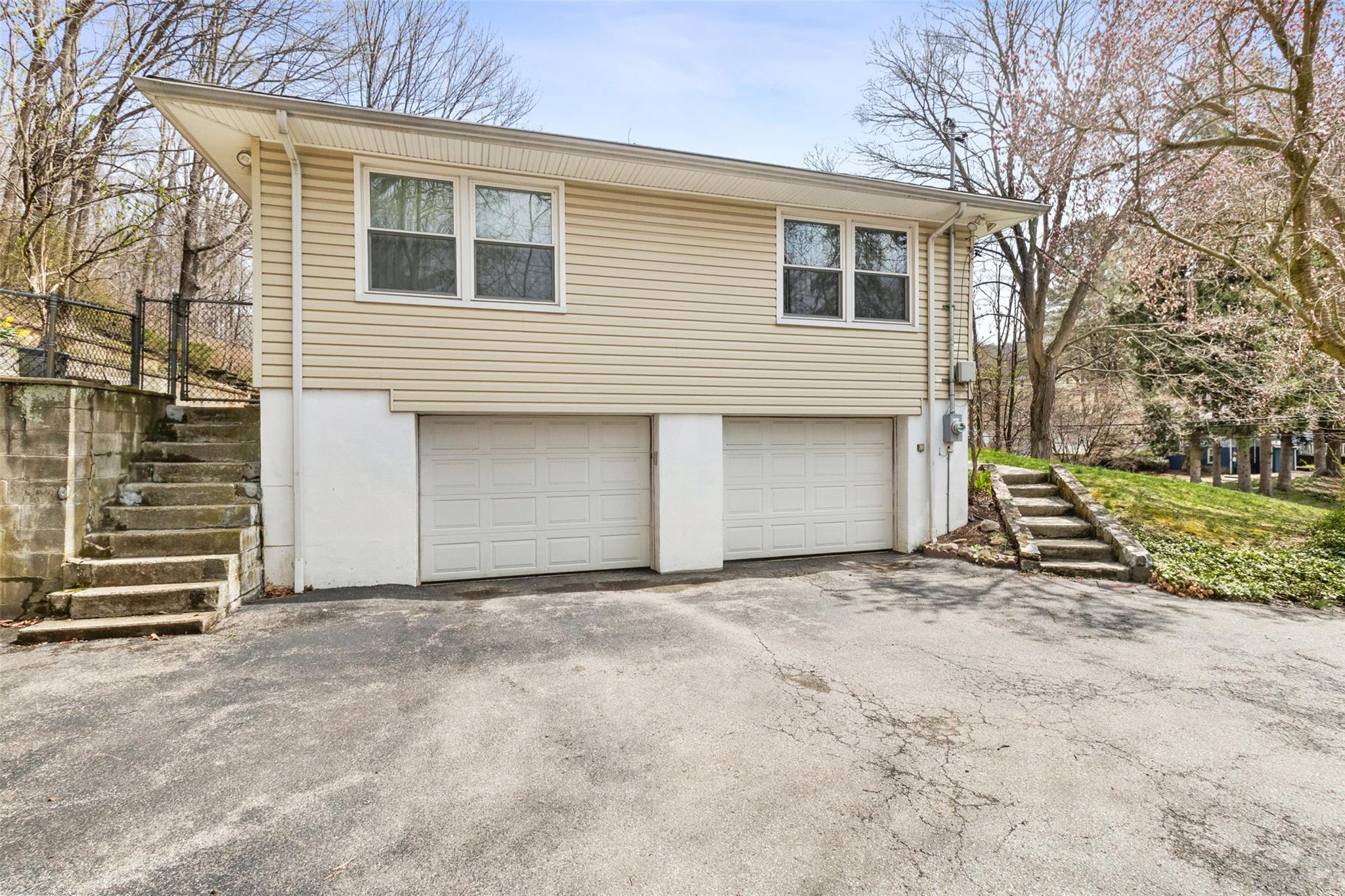 Single Family Red Mill  Westchester County, NY 10567, MLS-849501-34
