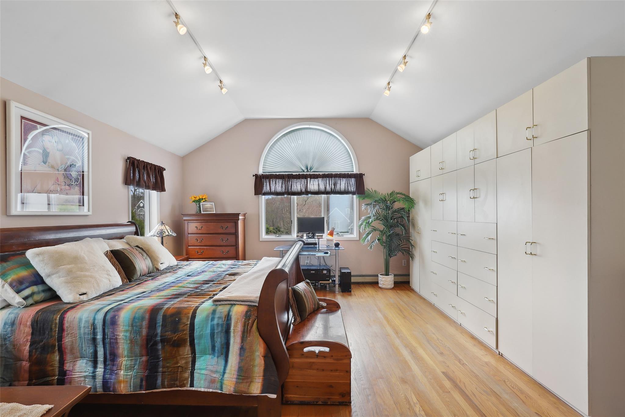 Single Family Cross  Westchester County, NY 10567, MLS-849504-22