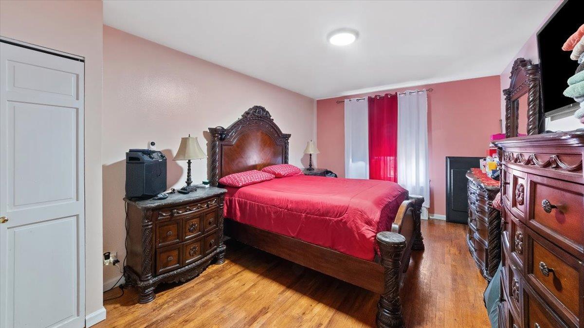 Coop Marion  Bronx, NY 10458, MLS-849512-7