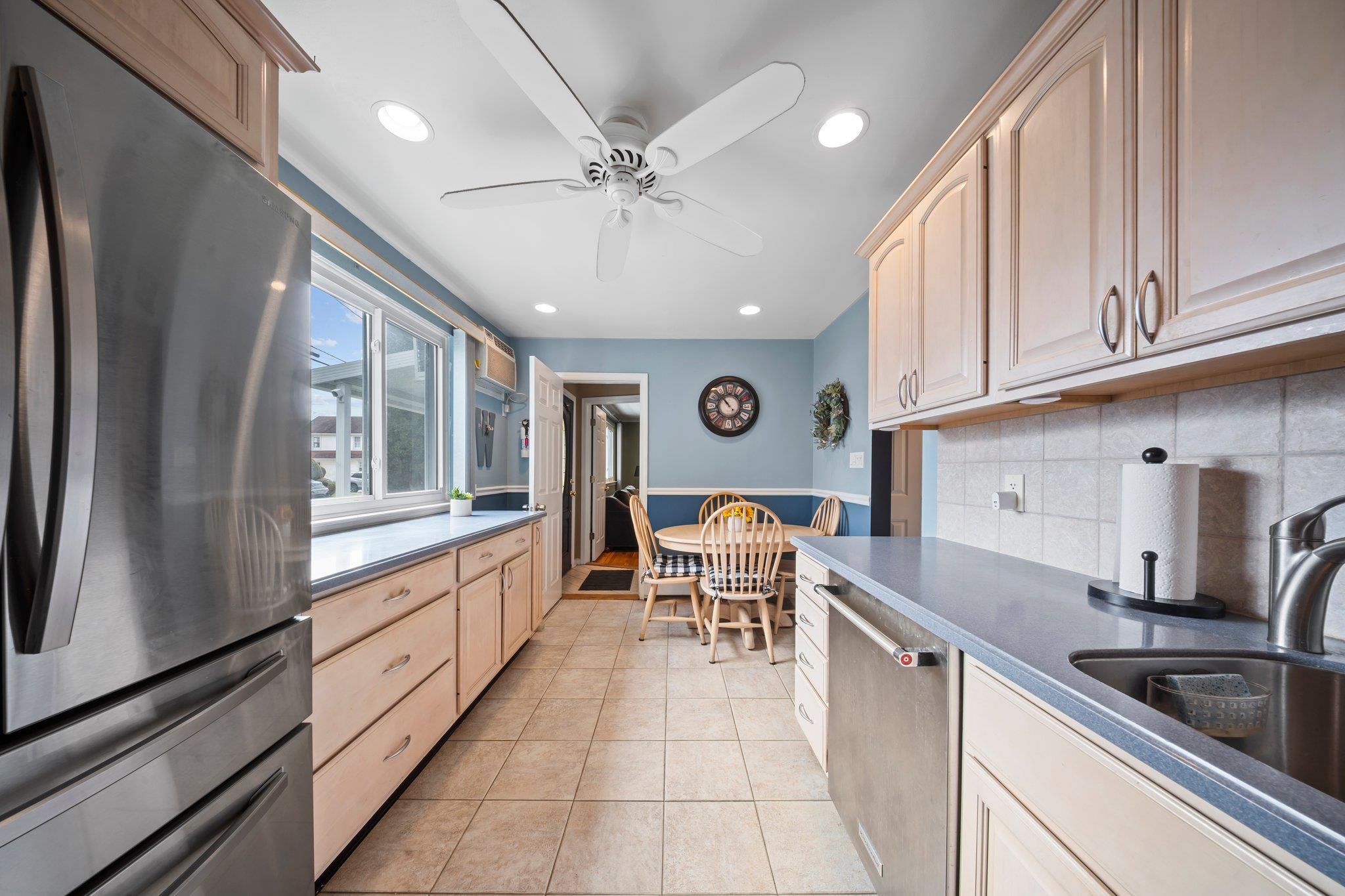 Single Family Lee  Nassau County, NY 11507, MLS-849549-10