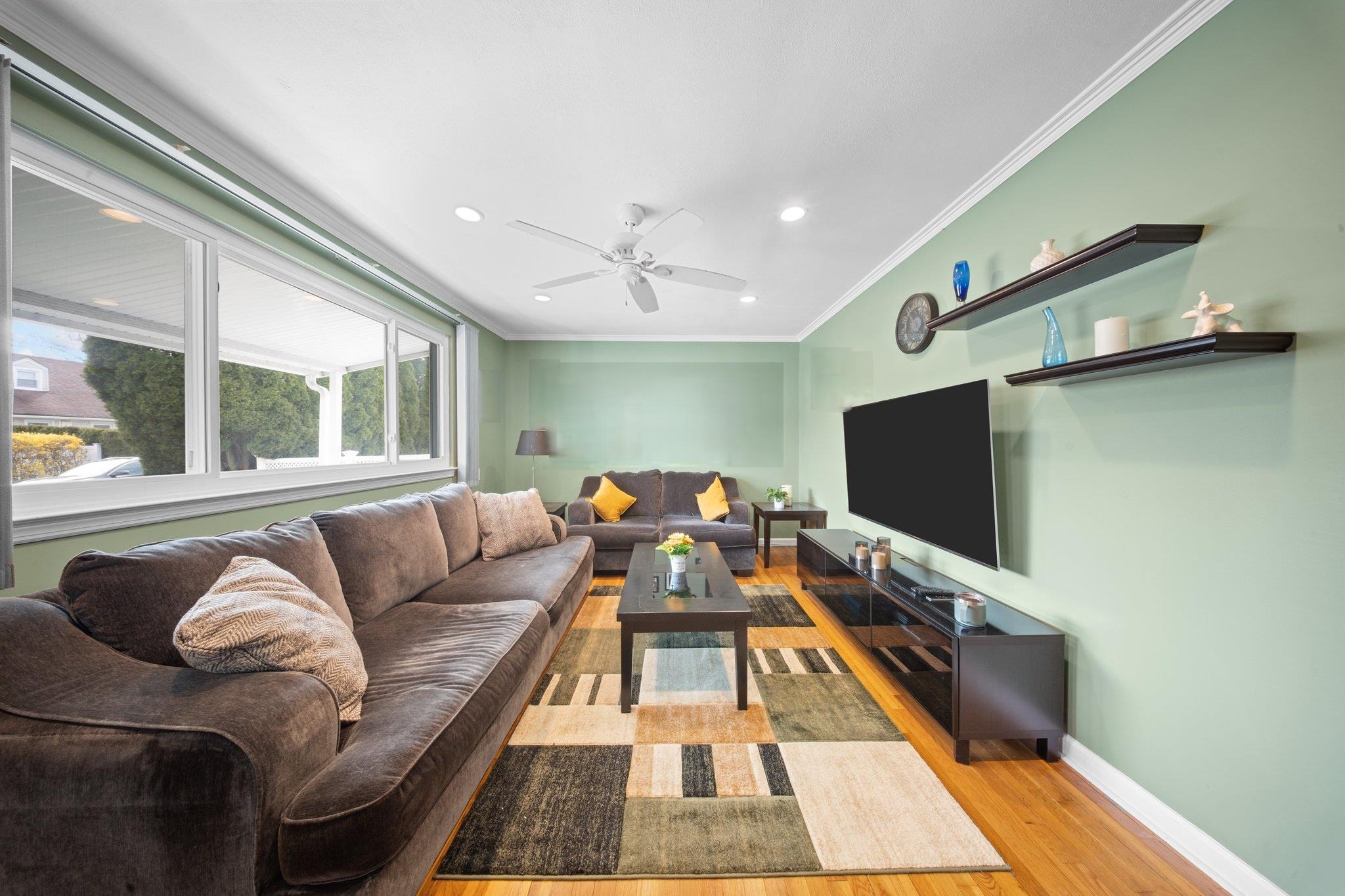 Single Family Lee  Nassau County, NY 11507, MLS-849549-6