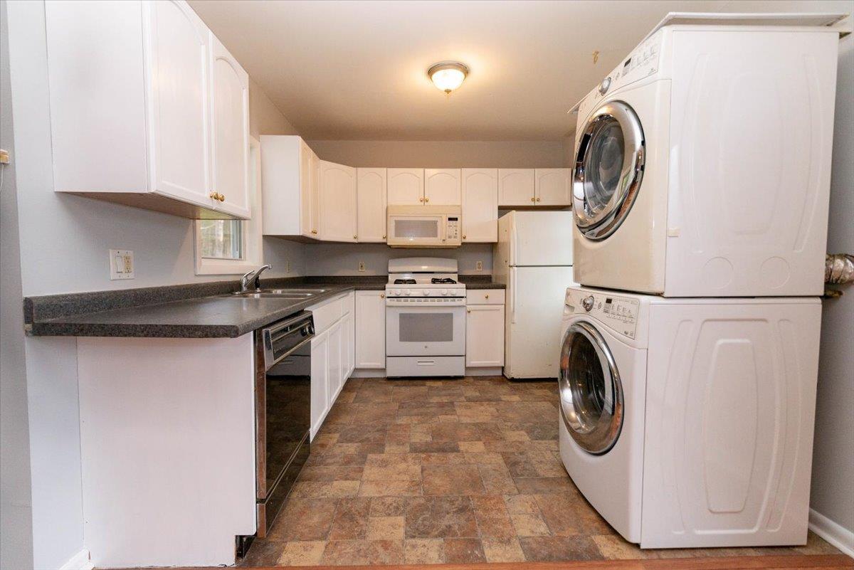 Single Family Sackett Lake  Sullivan County, NY 12701, MLS-849555-2