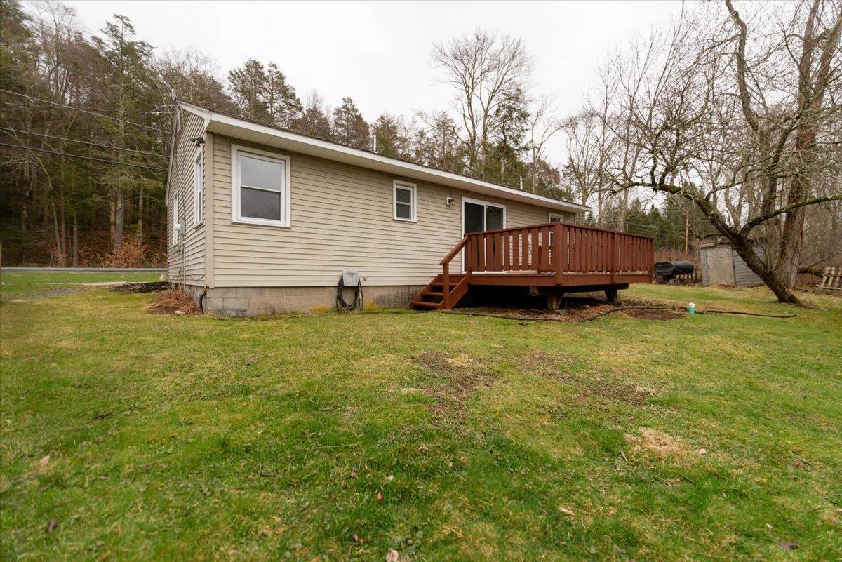 Single Family Sackett Lake  Sullivan County, NY 12701, MLS-849555-21