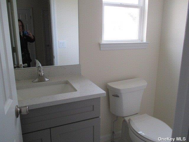 Single Family Bourdois  Suffolk County, NY 11713, MLS-849598-11