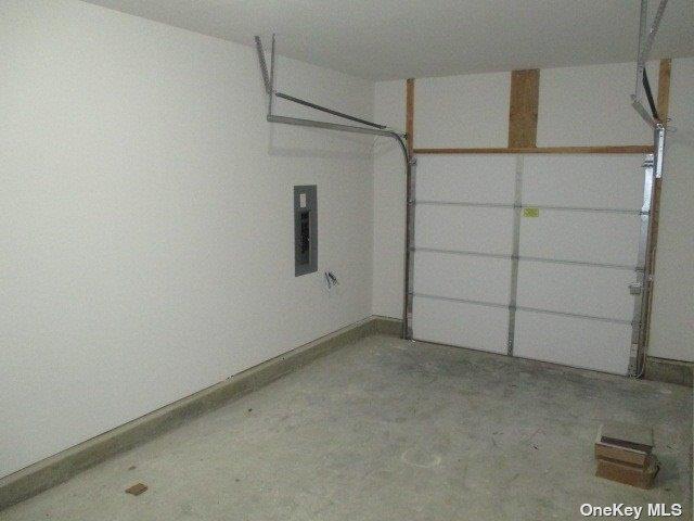 Single Family Bourdois  Suffolk County, NY 11713, MLS-849598-12