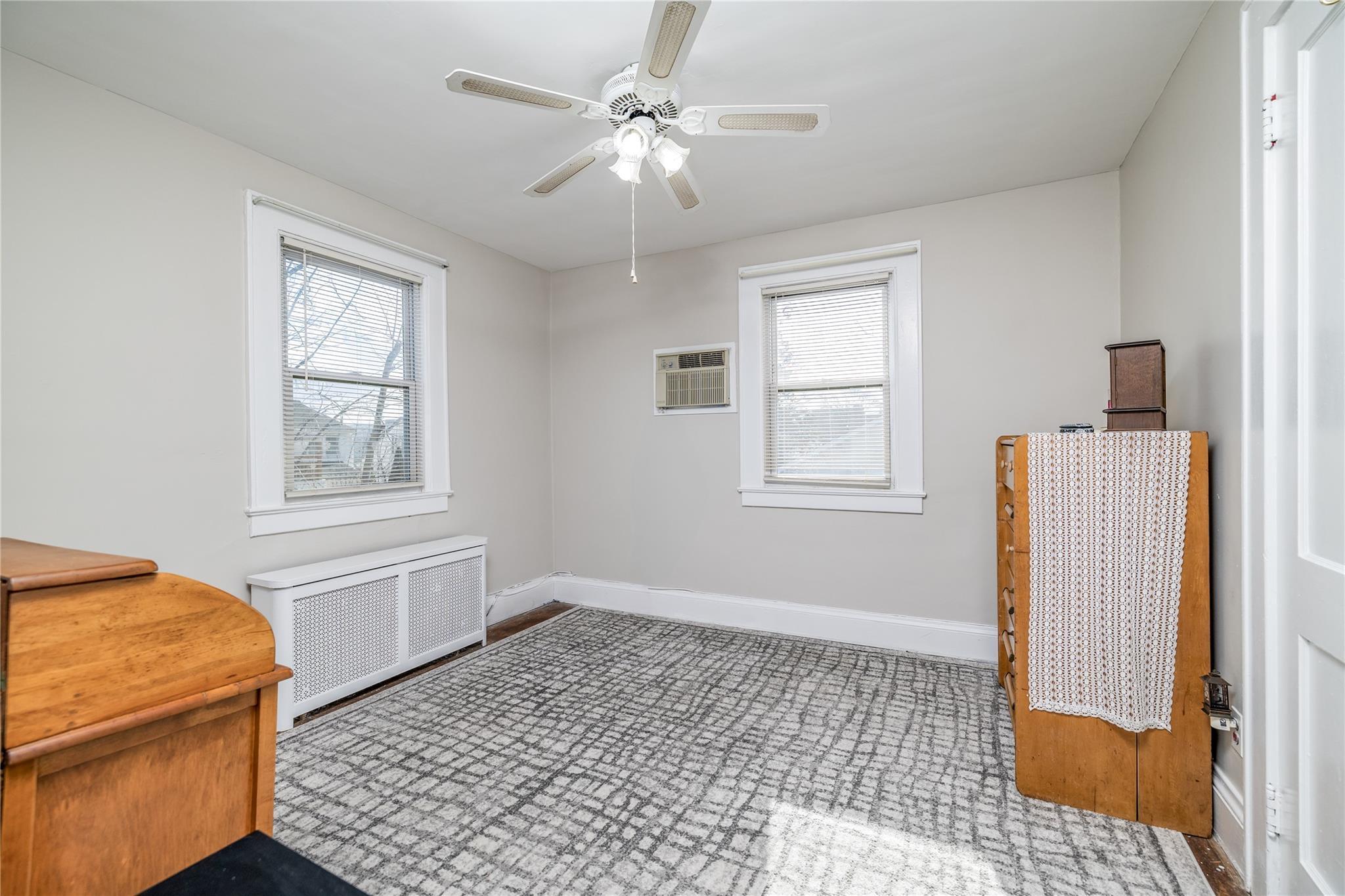 Single Family Cumberland  Nassau County, NY 11570, MLS-849600-16