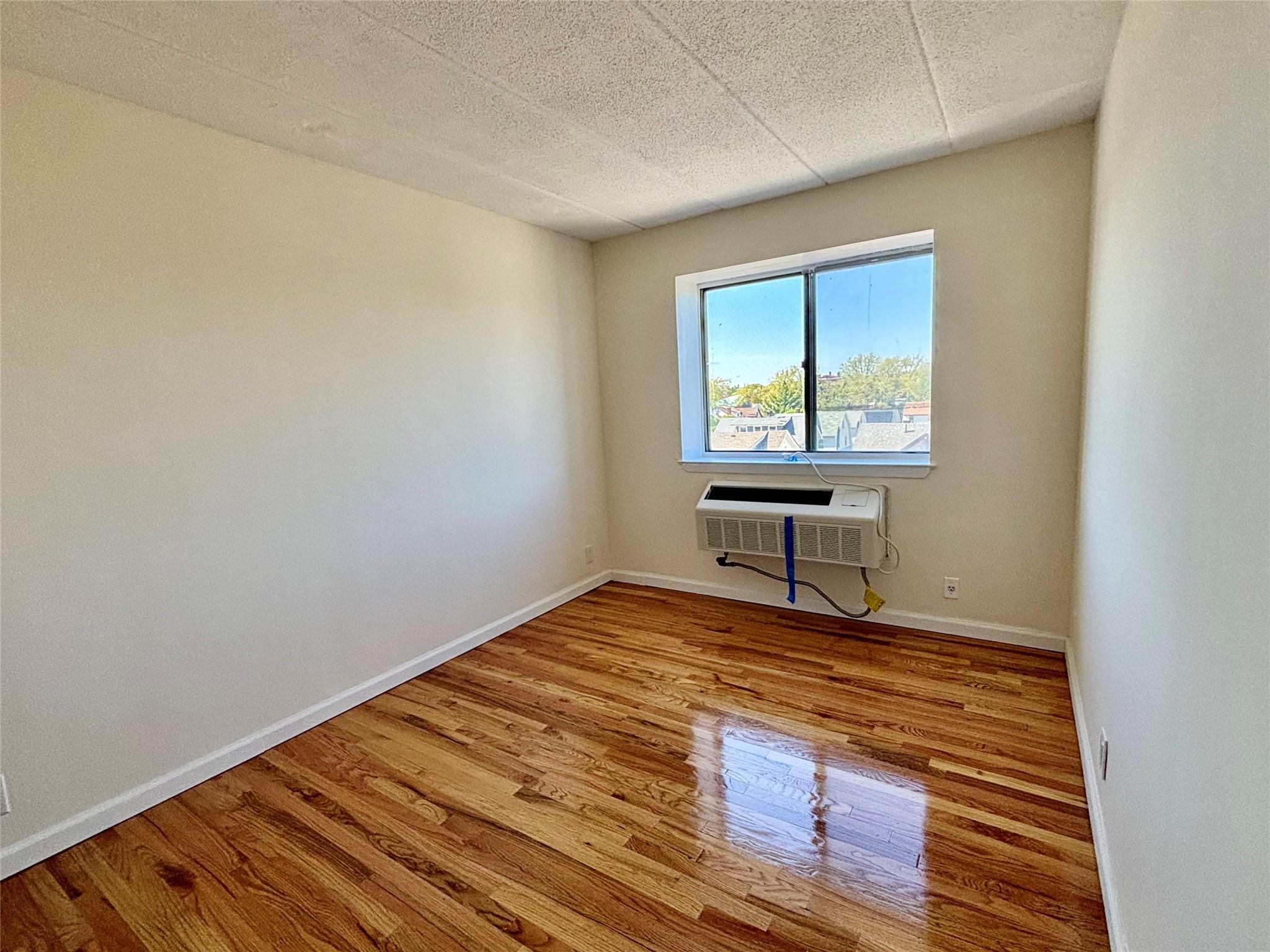 Apartment 34  Queens, NY 11354, MLS-849606-6