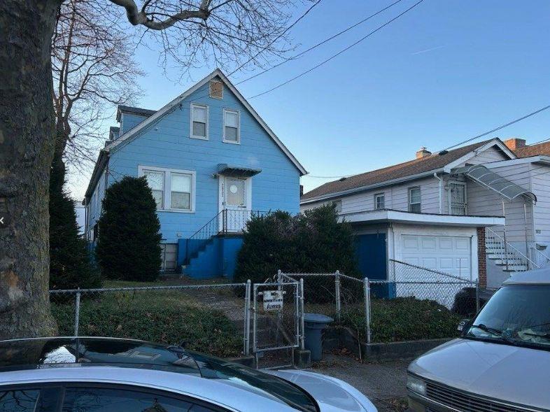 Single Family Tenbroeck  Bronx, NY 10469, MLS-849611-3