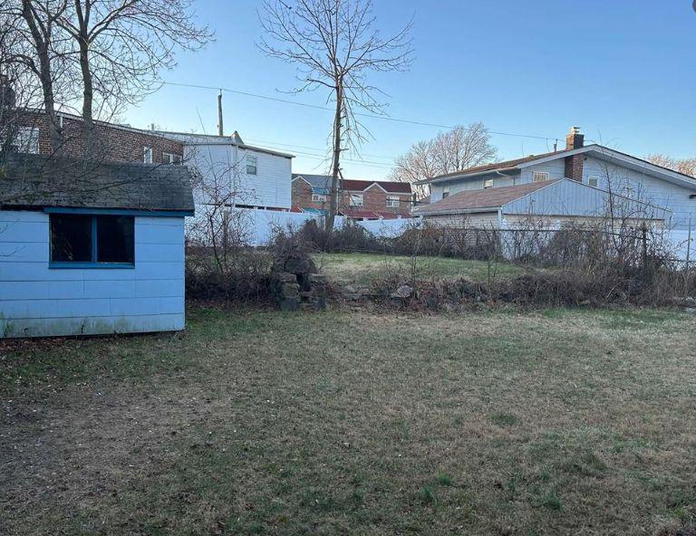 Single Family Tenbroeck  Bronx, NY 10469, MLS-849611-7