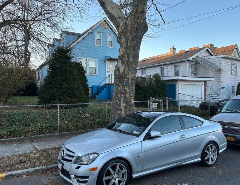 Single Family Tenbroeck  Bronx, NY 10469, MLS-849611-8