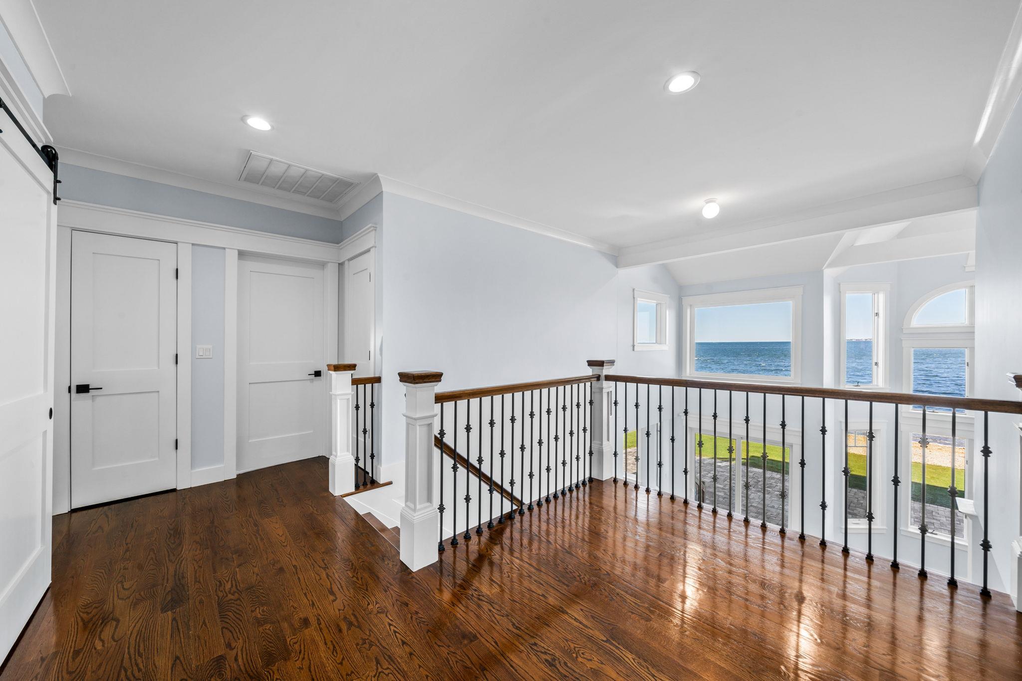 Single Family Grandview  Suffolk County, NY 11967, MLS-849621-29