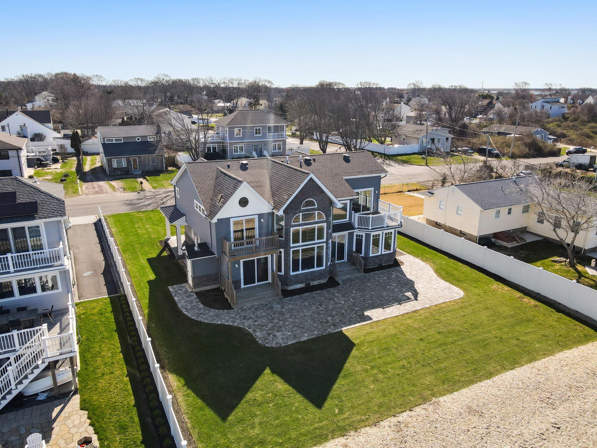 Single Family Grandview  Suffolk County, NY 11967, MLS-849621-4