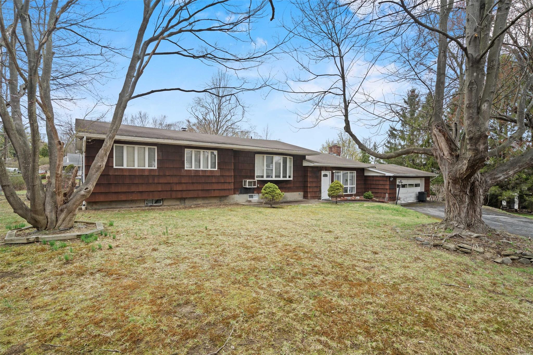 Single Family Harriman Heights  Orange County, NY 10926, MLS-849646-2