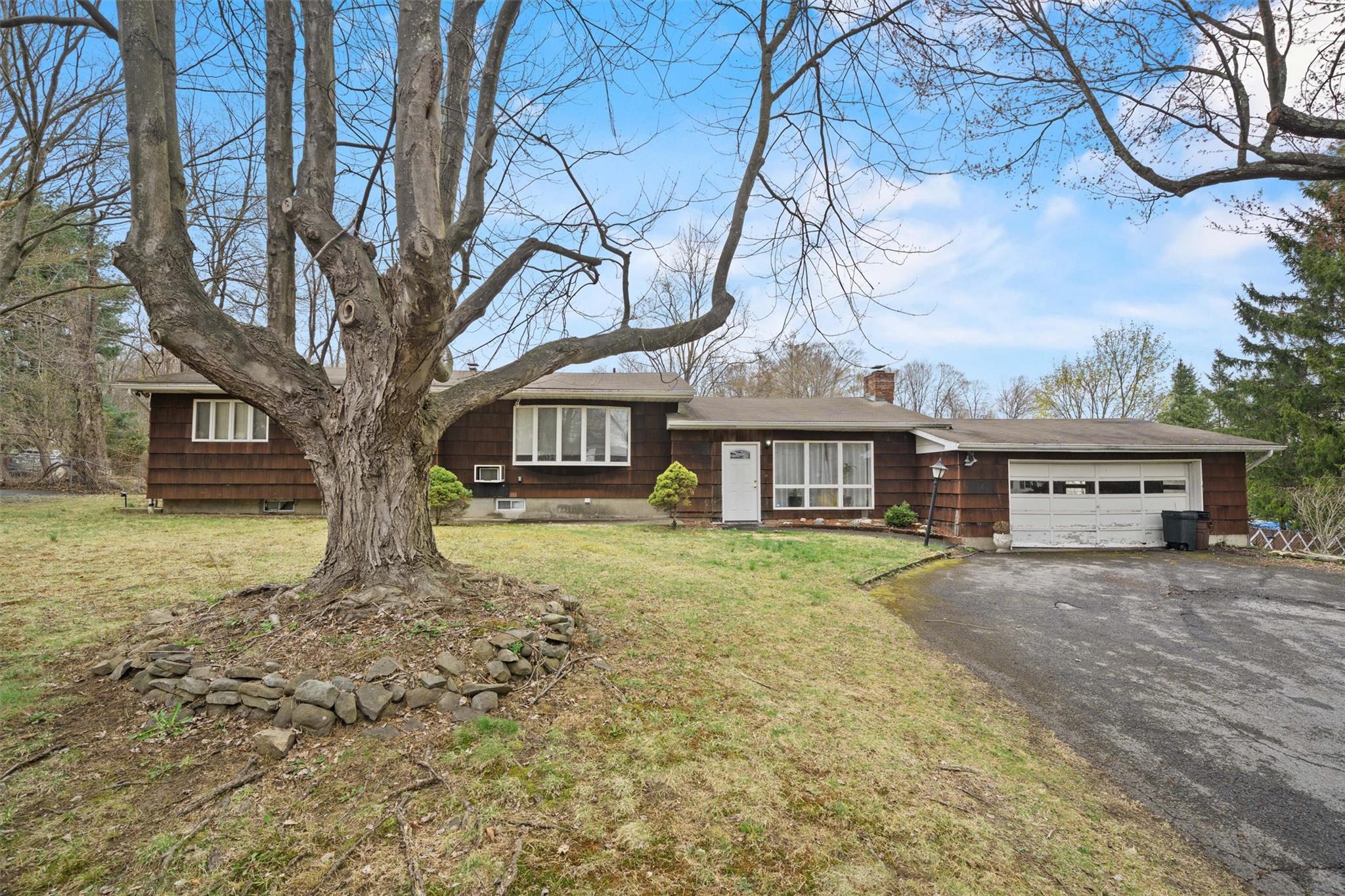 Single Family Harriman Heights  Orange County, NY 10926, MLS-849646-43