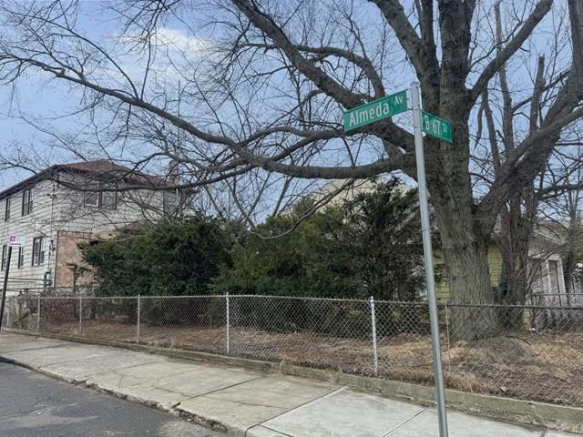 Single Family Almeda  Queens, NY 11692, MLS-849649-2