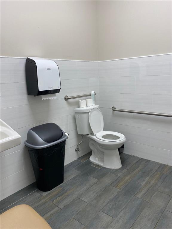 Commercial Sale New Utrecht  Brooklyn, NY 11214, MLS-849669-33