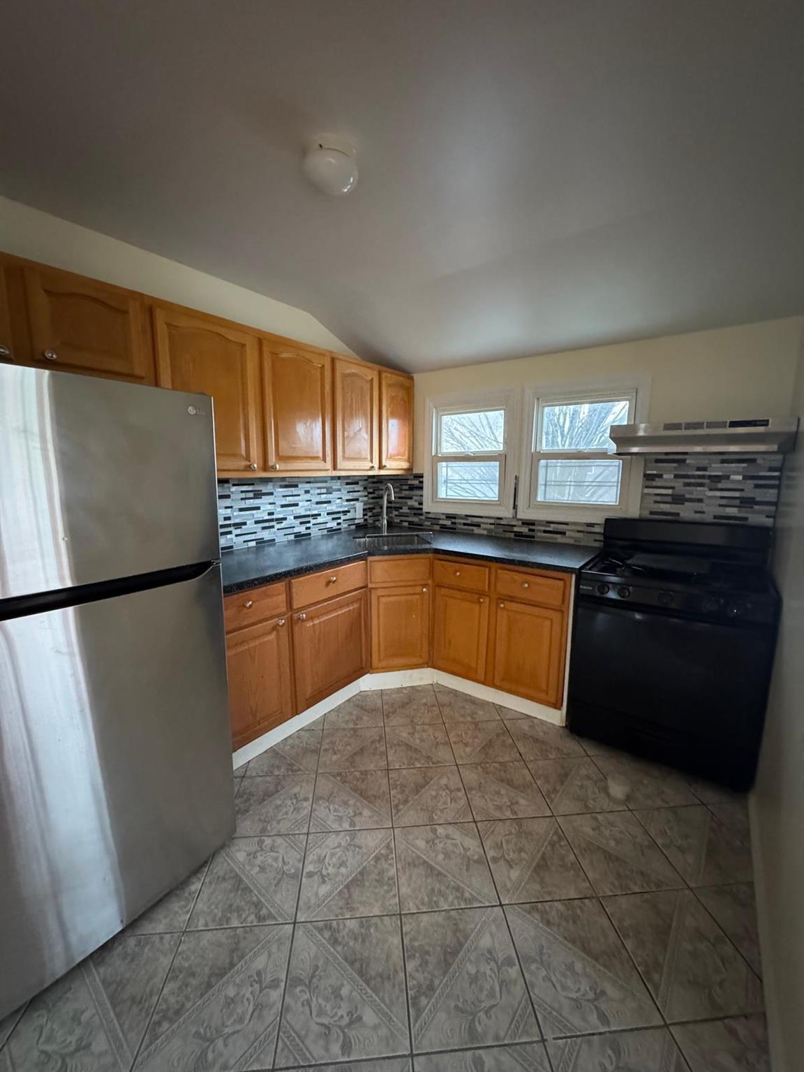 Apartment 133rd  Queens, NY 11436, MLS-849675-6