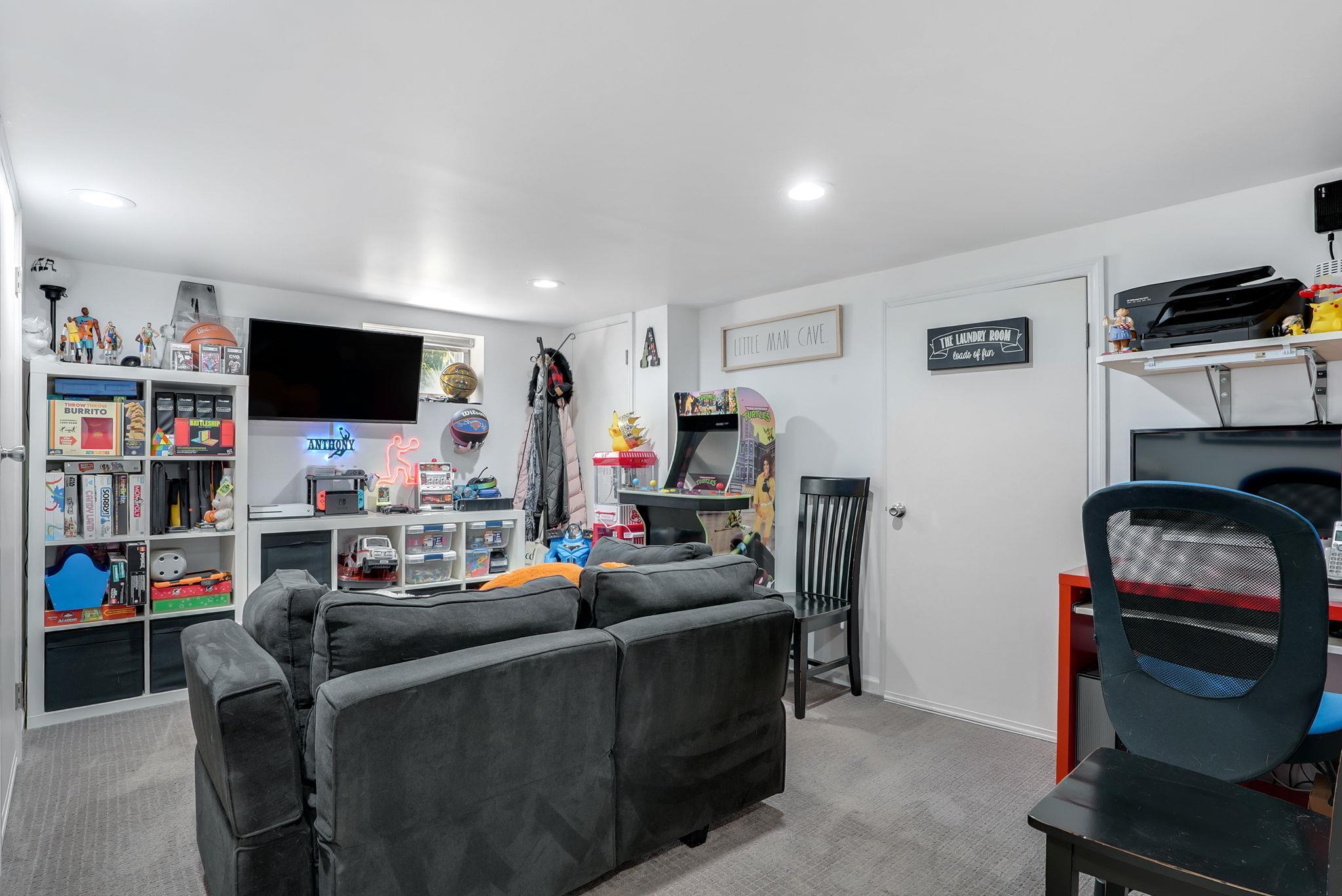 Single Family Windmill Drive  Westchester County, NY 10598, MLS-849683-24