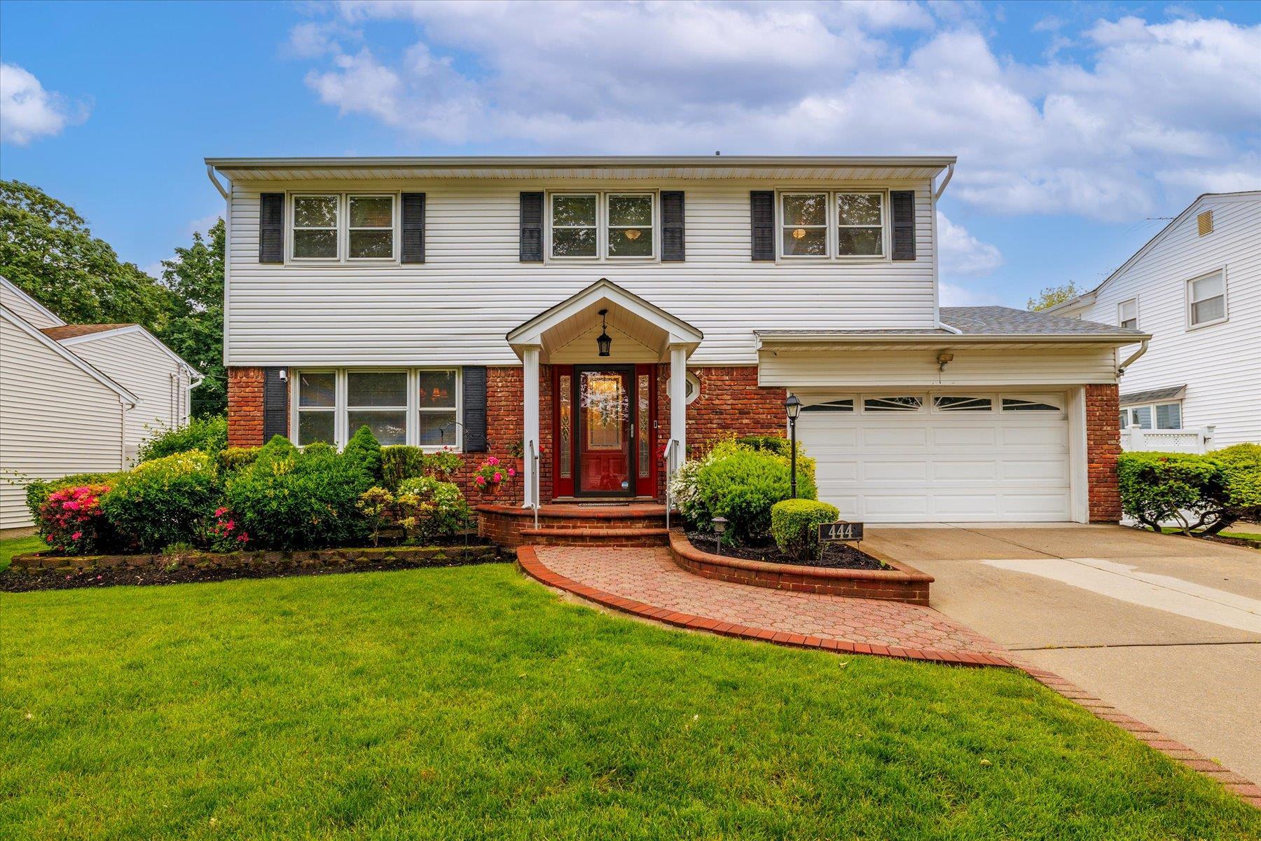 Single Family Derby  Nassau County, NY 11510, MLS-849692-2
