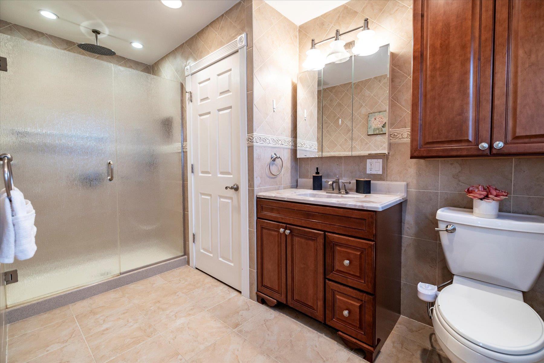 Single Family Derby  Nassau County, NY 11510, MLS-849692-21