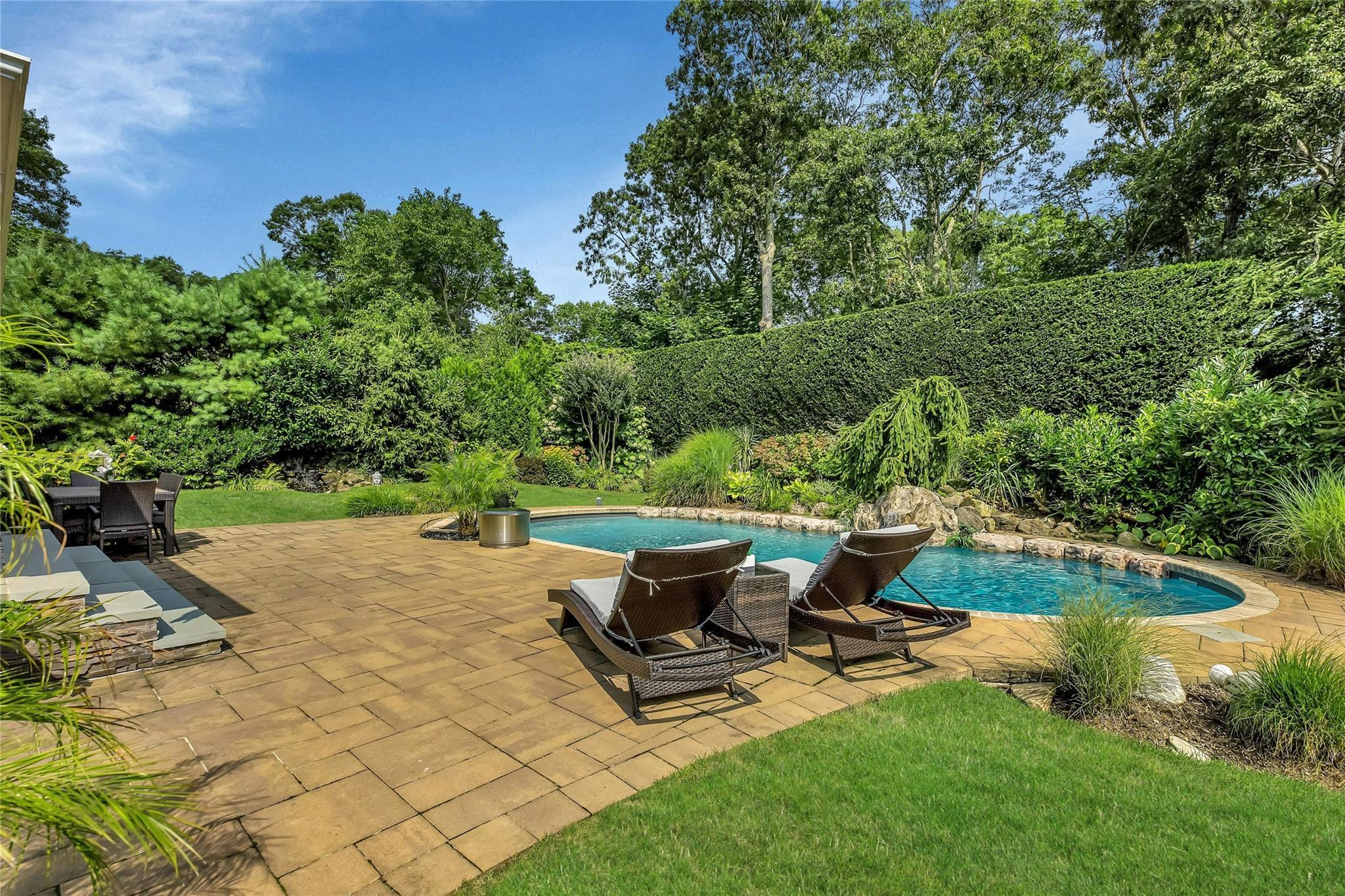 Single Family Rolling Hill  Suffolk County, NY 11946, MLS-849708-34
