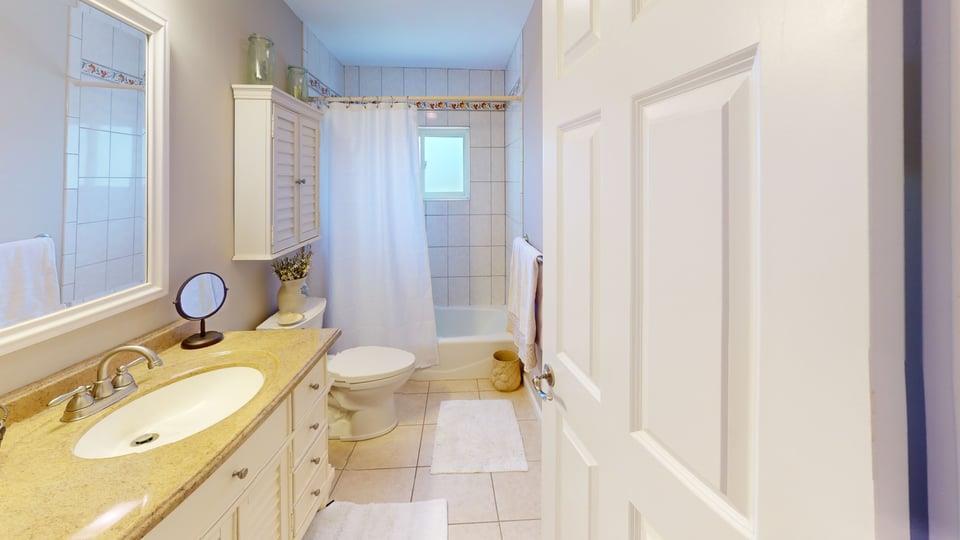 Single Family Santa Barbara  Suffolk County, NY 11757, MLS-849720-15