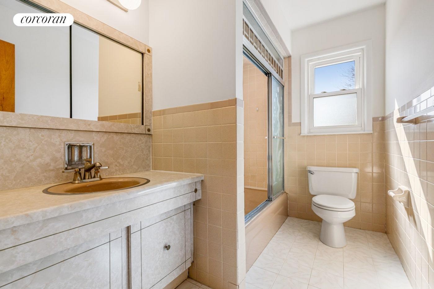 Single Family Kennington  Staten Island, NY 10308, MLS-849723-11